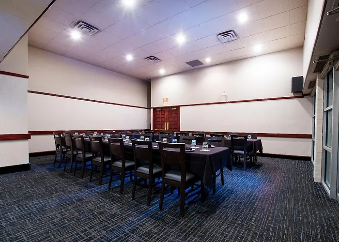 Superior Inn Hotel And Conference Centre Thunder Bay